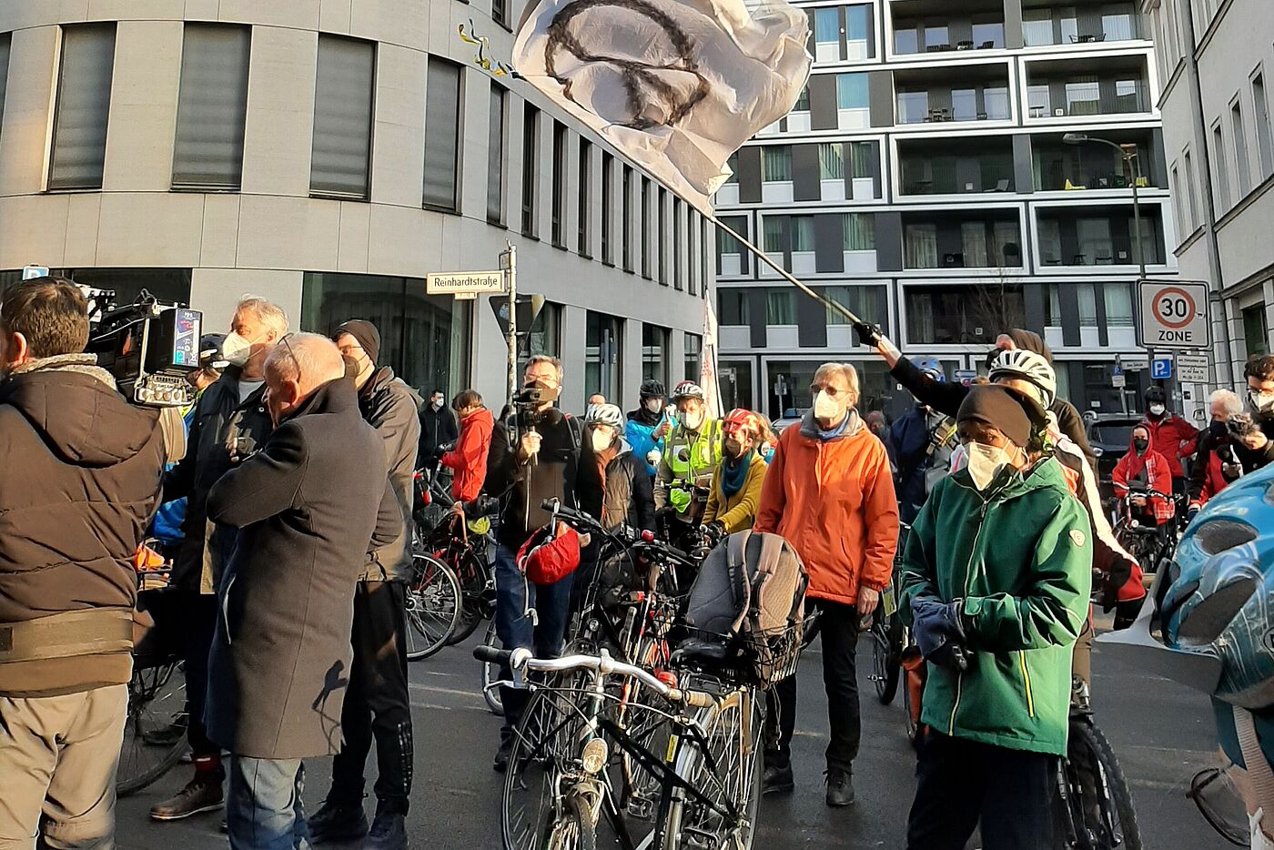 Fahrrad-Demo „Verkehrspolitik für den Frieden“