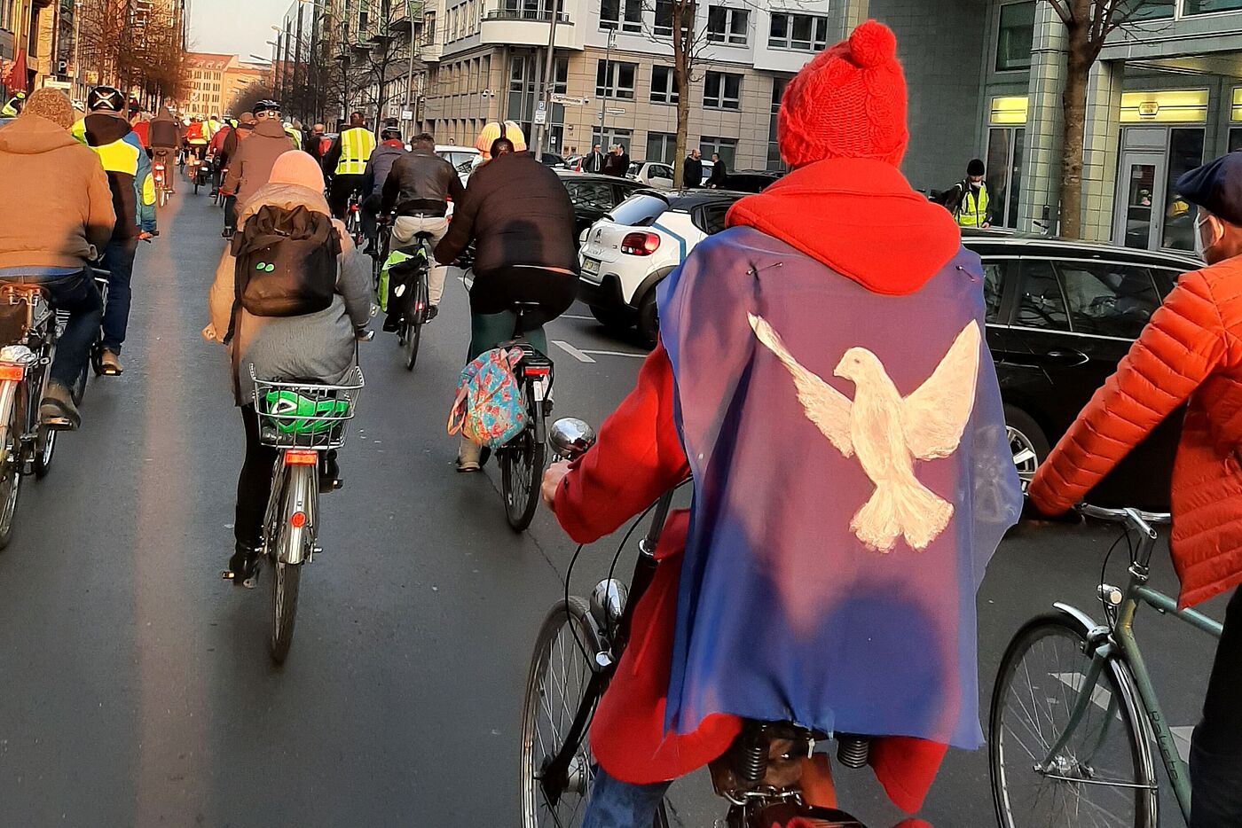 Fahrrad-Demo „Verkehrspolitik für den Frieden“
