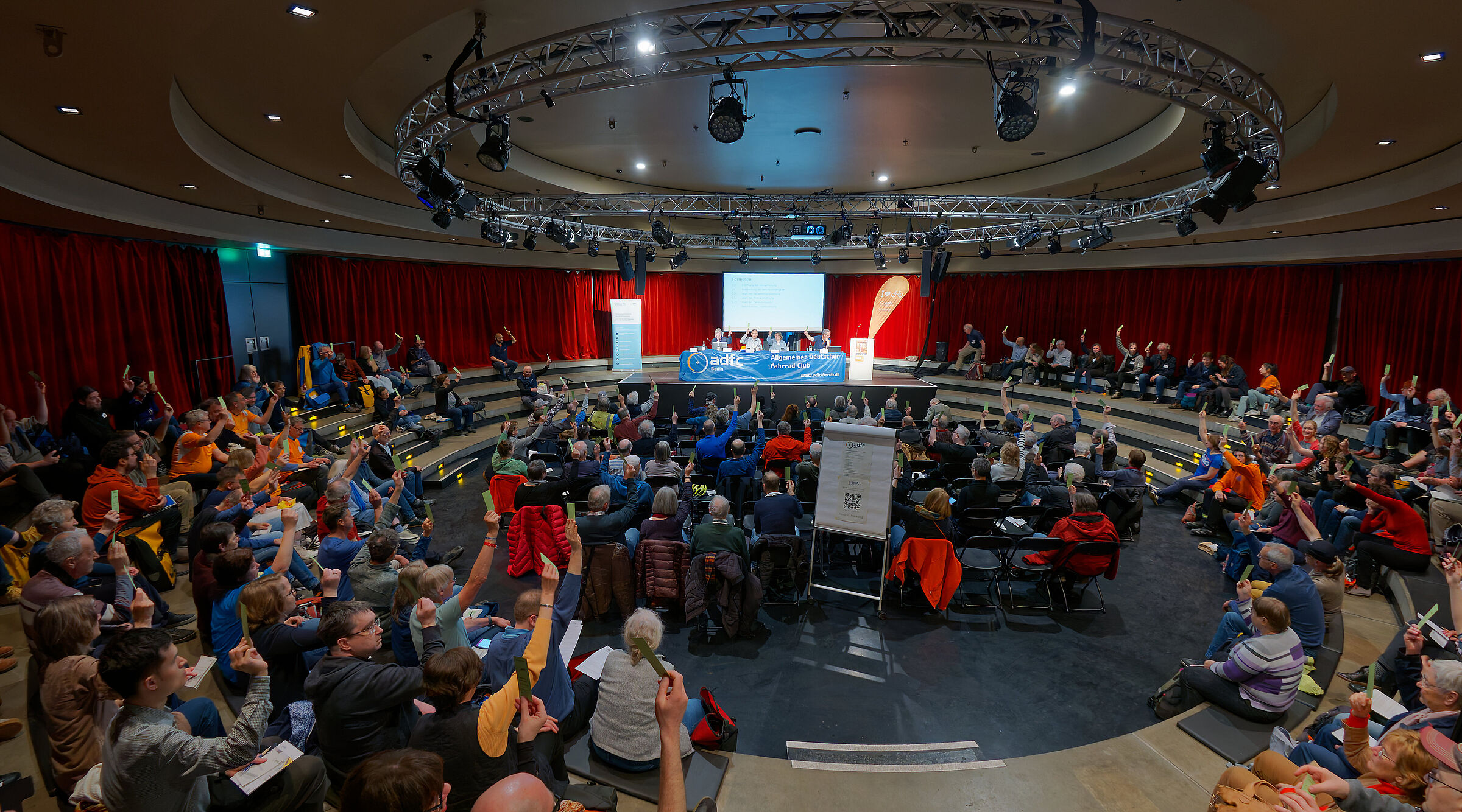 Blick auf die Mitgliederversammlung 2025