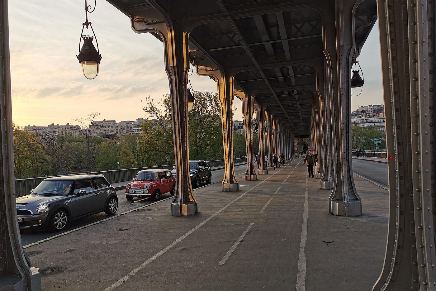 Paris macht es vor: Überdachter Radweg 