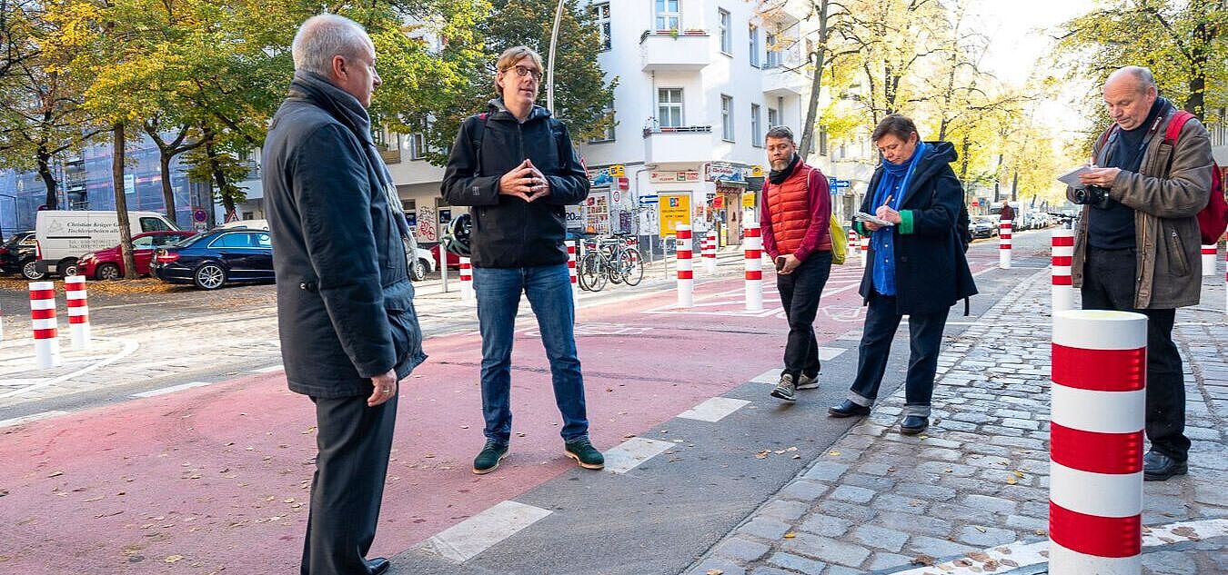 Stadtrat Biedermann eröffnet den zweiten Bauabschnitt der Weserstraße