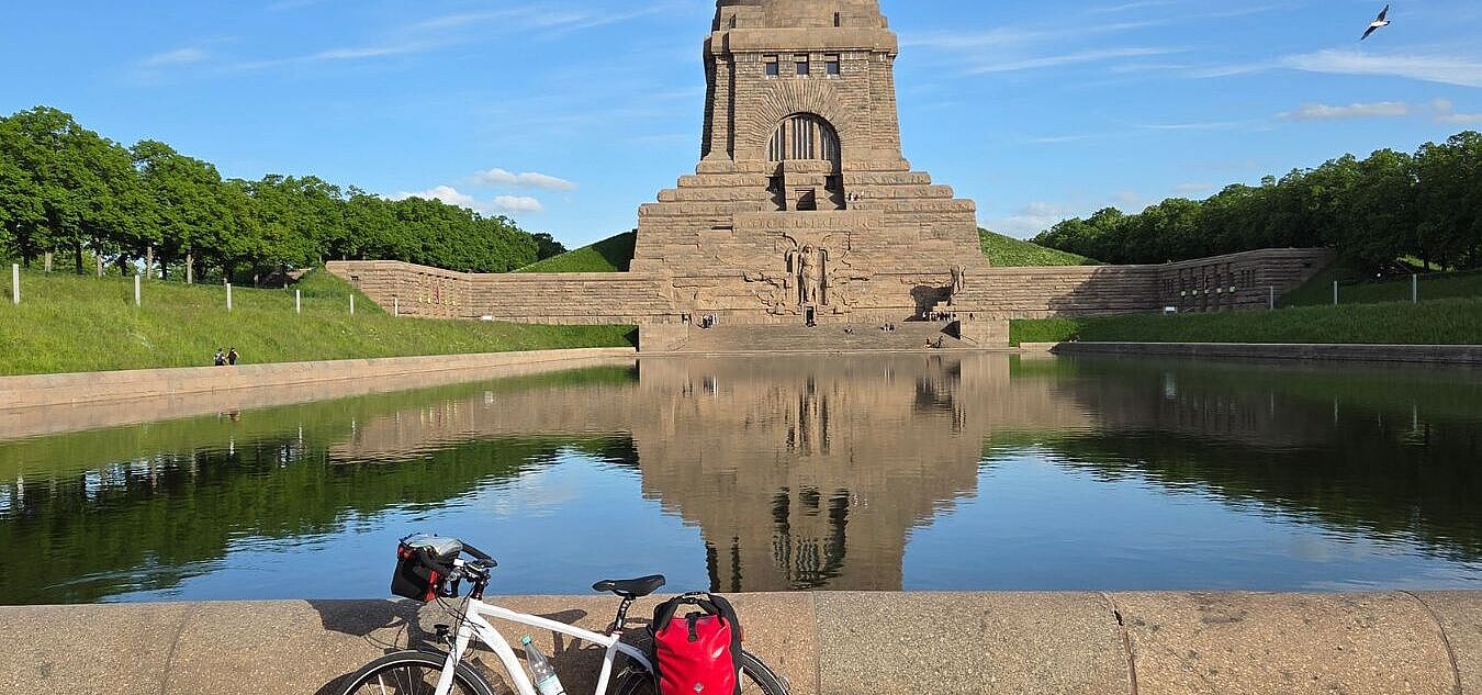 Das 91 Meter hohe Völkerschlachtdenkmal in Leipzig ist das höchste in Europa