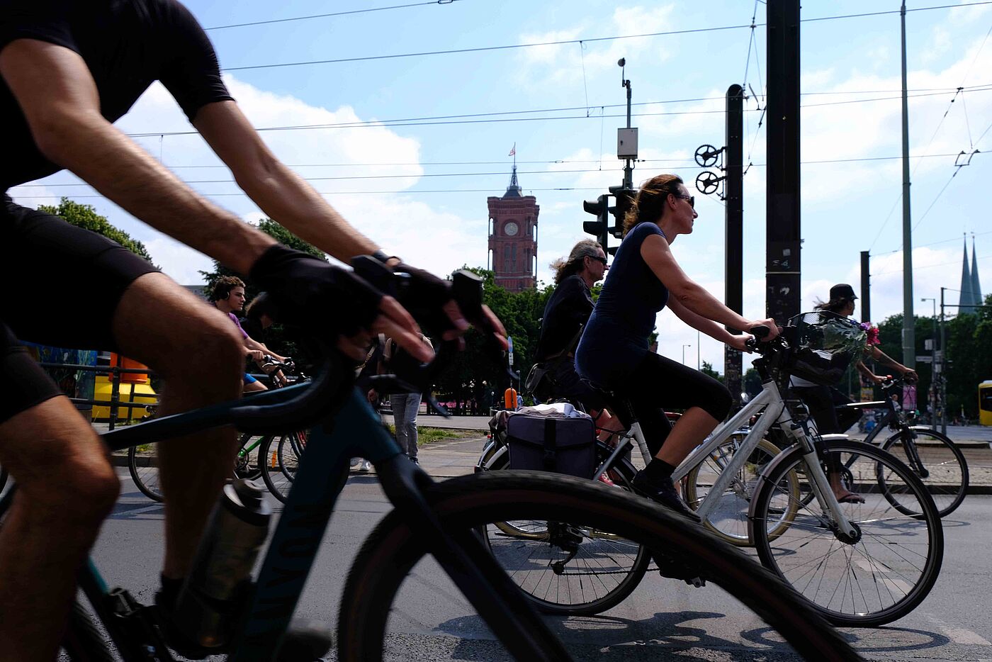 ADFC-Sternfahrt vor dem Roten Rathaus