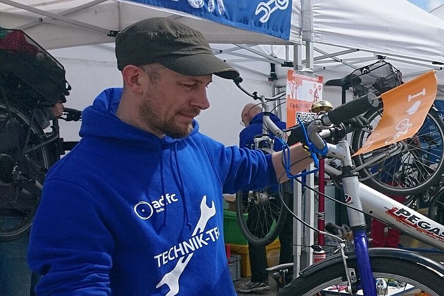 Rafael Milatz Projektkoordination Verkehrssicherheit Rafael Milatz Projektkoordination Verkehrssicherheit