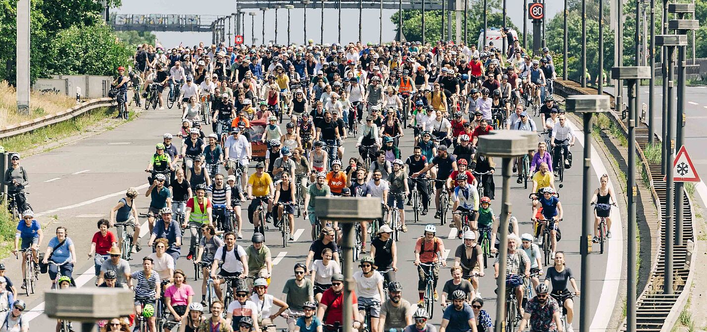 Jedes Jahr ein Highlight: Die Fahrt über die Autobahn