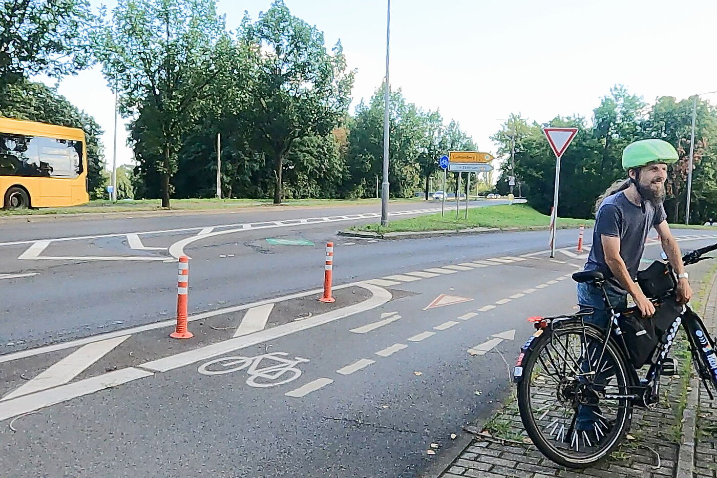 Märkische Allee, Abzweig Alt-Biesdorf Märkische Allee, Abzweig Alt-Biesdorf