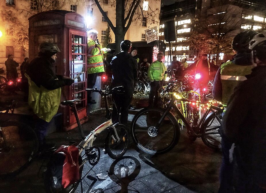 Zwischenkundgebung 24.11.2023 am Fehrbelliner Platz