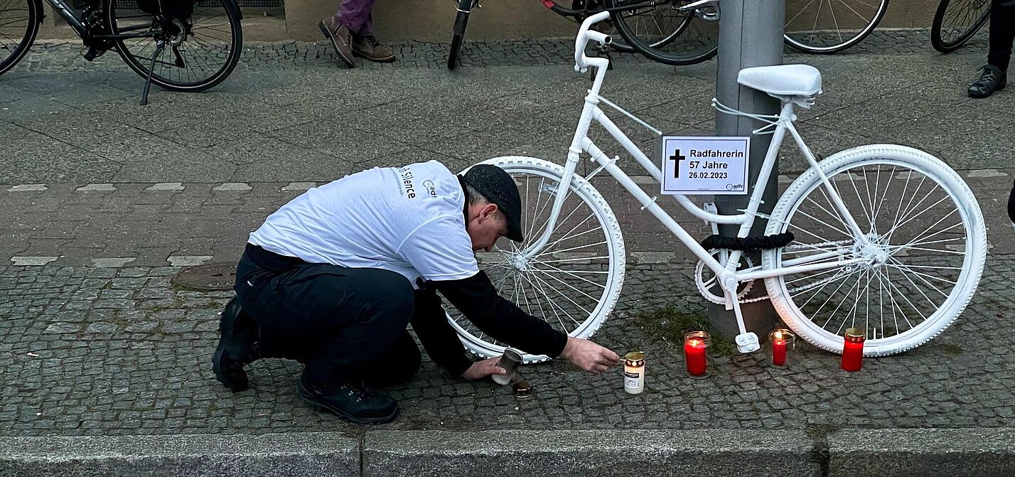 Geisterrad für getötete Radfahrerin in Lichtenrade