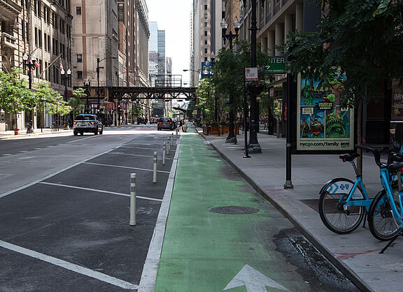 Protected Bike Lanes (kurz: PBL, deutsch: Geschützte Radfahrstreifen) sind ein vom ADFC aus Nordamerika importiertes Konzept.